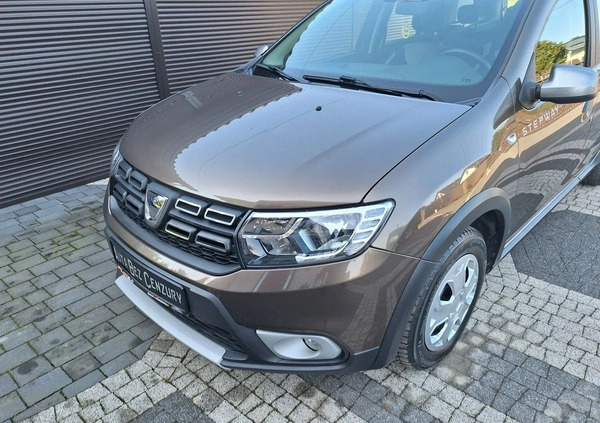 Dacia Logan cena 36900 przebieg: 99619, rok produkcji 2017 z Prudnik małe 562